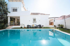 La Casona en Sevilla, lujo, confort Piscina&Jardín